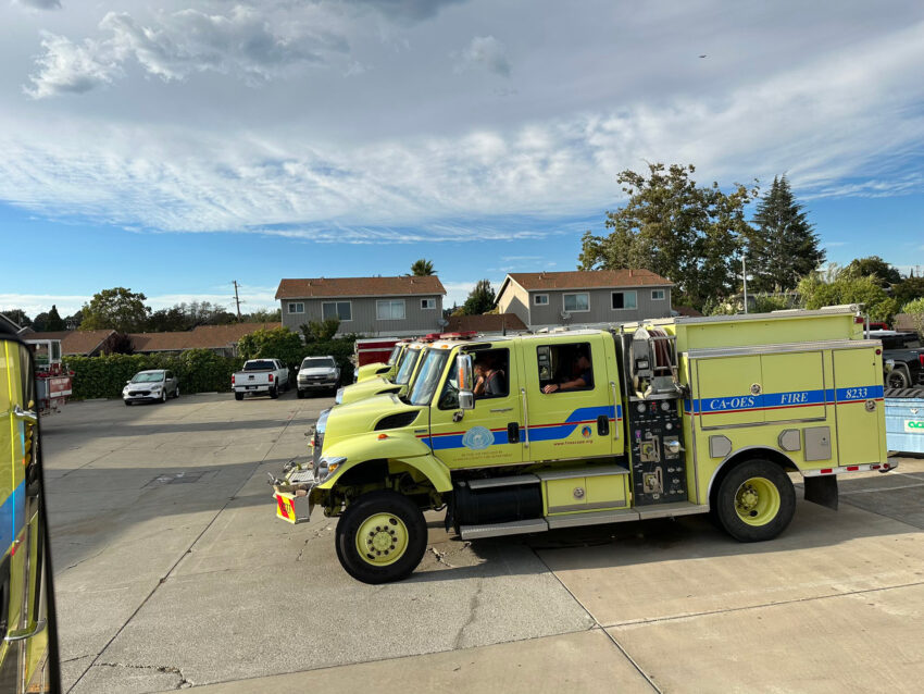 CalOES fire engine parked before heading to Oregon